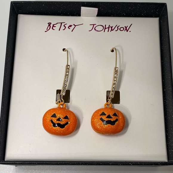 Betsey Johnson Pumpkins Shepherd’s Hook Earrings - Picture 2 of 4